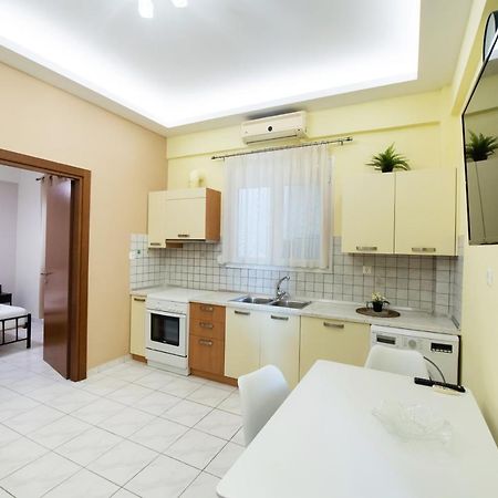 Voulgaris City Apartments By Imagine Lefkada Bagian luar foto