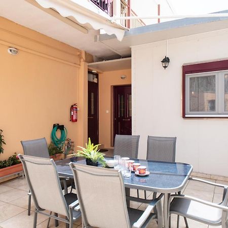 Voulgaris City Apartments By Imagine Lefkada Bagian luar foto